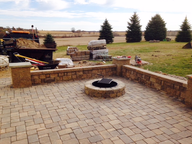 Paver Patio, Seat Wall, Firepit